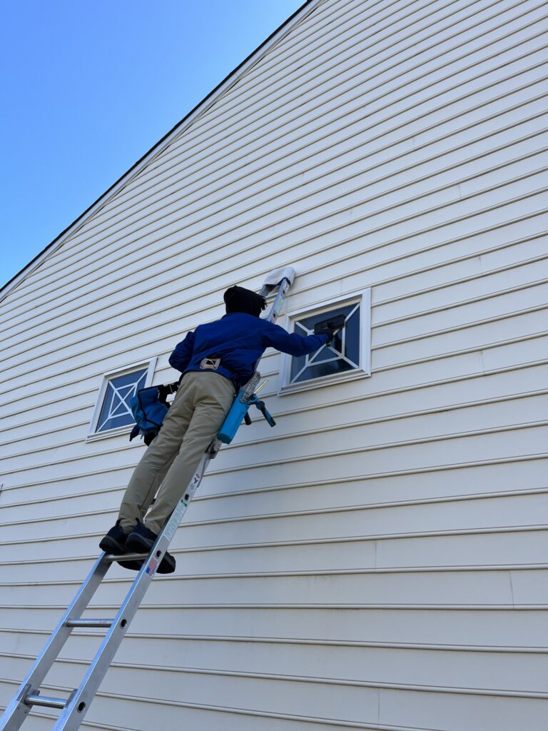 Window cleaning experts near me Frankford, DE